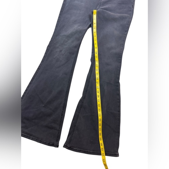 We The Free Dark Gray Flare Jeans Size 32. - Picture 13 of 16